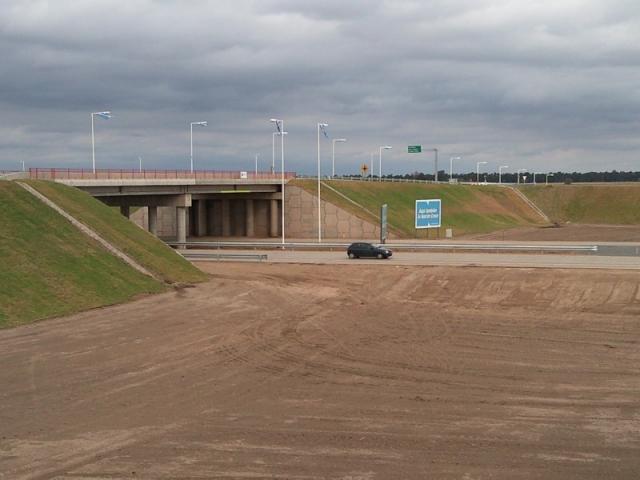 AUTOPISTA. Puente intersección con Ruta E-59